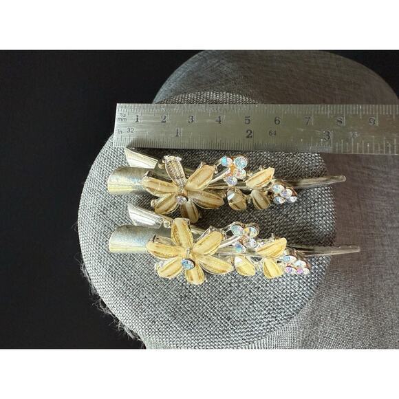 Vtg Rhinestone Hair Clips Set Flower Acrylic Yellow Fairycore Coquette Whimsy - Picture 3 of 3
